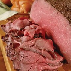 Deli- rare Roast Beef